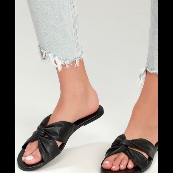 Lulus Shoes - Lulu's Tilly  LEATHER Black Nappa slide sandal.